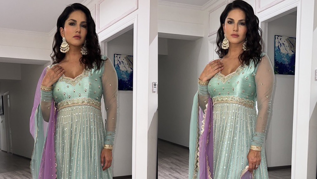 Sunny Leone Photos: Wearing a suit, Sunny Leone created a ruckus on the Internet, photos are going viral on social media